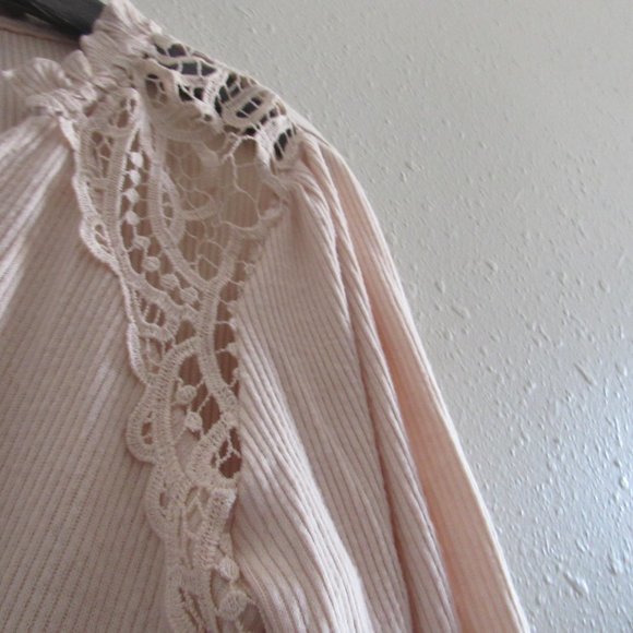 Catos knit shirt - Picture 7 of 8